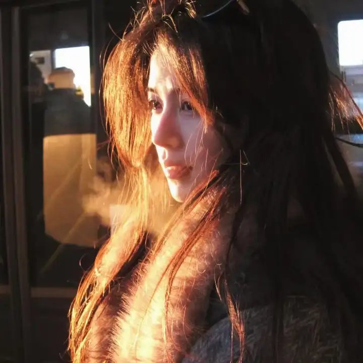 蓝衣暴警